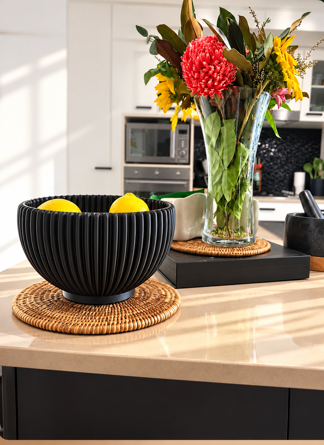 Ribbed Fruit Bowl